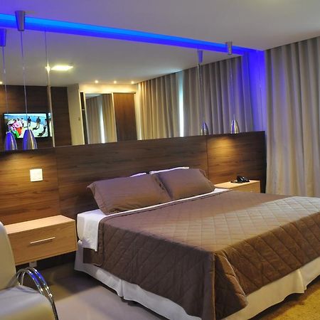 Kamur Plaza Hotel Гоянезія Екстер'єр фото
