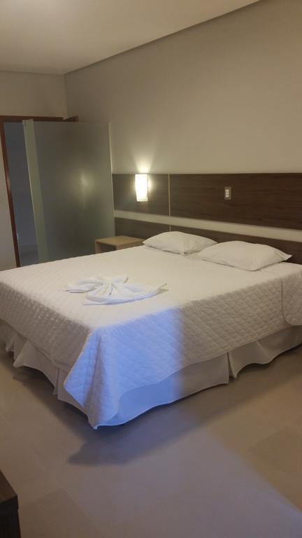 Kamur Plaza Hotel Гоянезія Номер фото