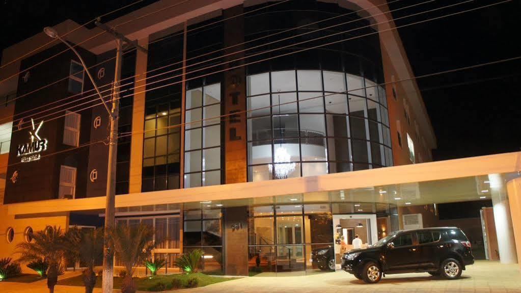 Kamur Plaza Hotel Гоянезія Екстер'єр фото